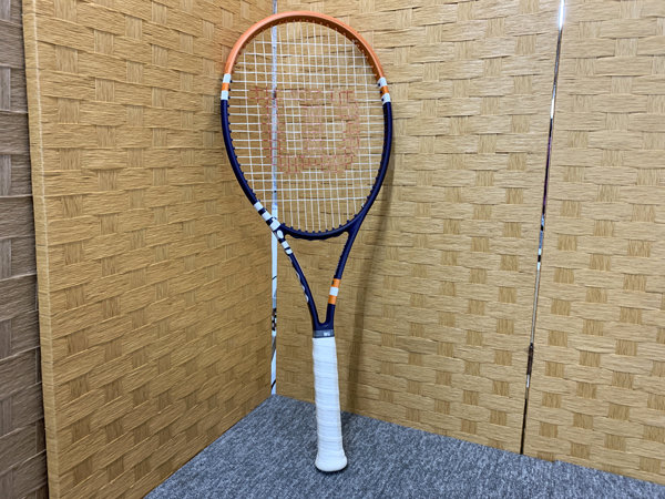 テニスラケット　Blade　98　V8A