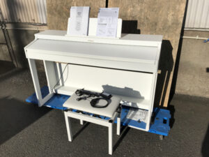 電子ピアノ　ローランド　RP701の買取価格